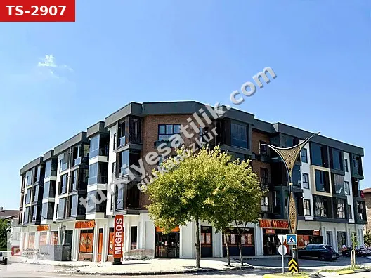GÜRKAN GAYRİMENKUL YILDIZ EVLERDE CADDE CEPHE MODERN 2+1 DAİRE